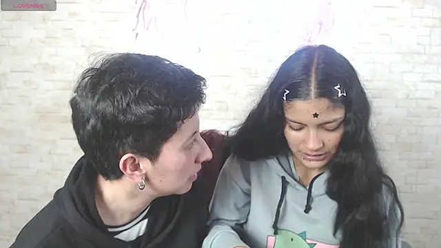 Snapshot of Gaby_and_Mei chatting on 31, 10, 2025 Gaby and Mei online show from 31, 10, 2025