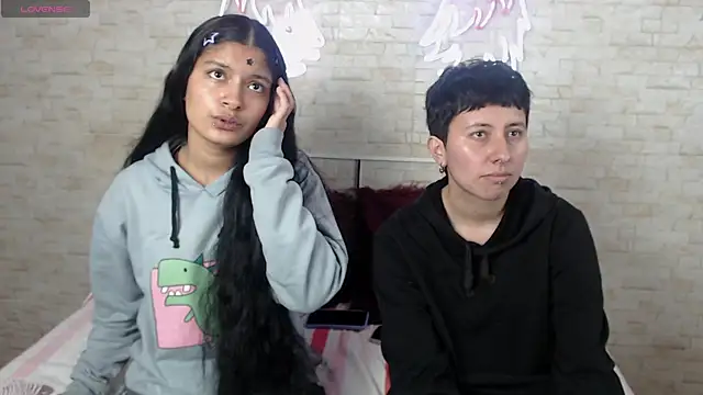 Snapshot of Gaby_and_Mei chatting on 31, 10, 2025 Gaby and Mei online show from 31, 10, 2025