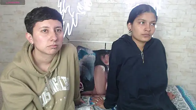 Snapshot of Gaby_and_Mei chatting on 6, 11, 2025 Gaby and Mei online show from 6, 11, 2025