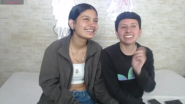 Snapshot of Gaby_and_Mei chatting on 11, 11, 2025 Gaby and Mei online show from 11, 11, 2025