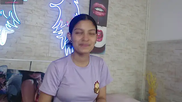 Snapshot of Gaby_and_Mei chatting on 20, 11, 2025 Gaby and Mei online show from 20, 11, 2025