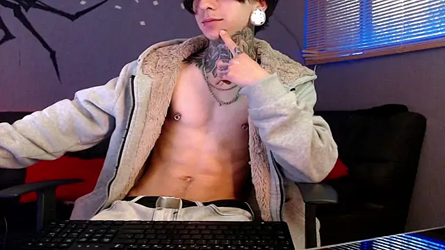 Snapshot of Kuregari_xs chatting on 1, 10, 2025 Kuregari xs online show from 1, 10, 2025