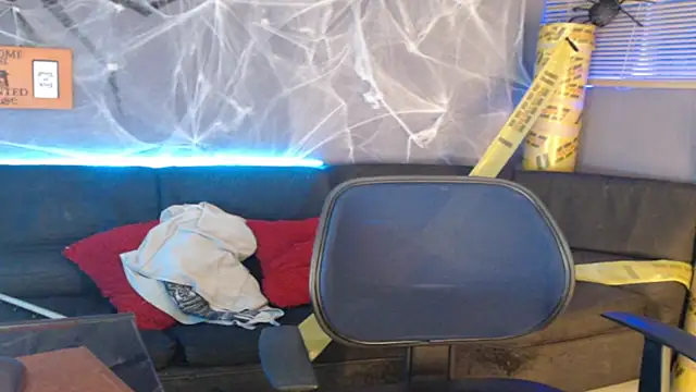 Snapshot of Kuregari_xs chatting on 25, 10, 2025 Kuregari xs online show from 25, 10, 2025