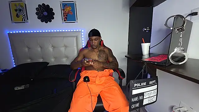 DiegoXL111 online show from 4, 10, 2025