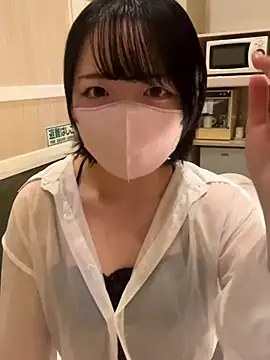 Snapshot of Milk_PotaPota chatting on 4, 10, 2025 Milk PotaPota online show from 4, 10, 2025