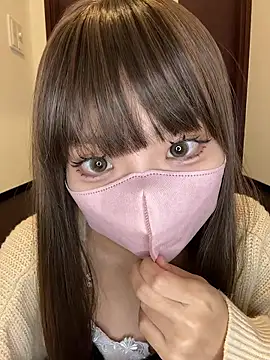 Snapshot of Riria_xx chatting on 26, 11, 2025 Riria xx online show from 26, 11, 2025