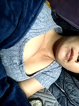 Snapshot of Suna-ny chatting on 10, 1, 2026 Suna-ny online show from 10, 1, 2026