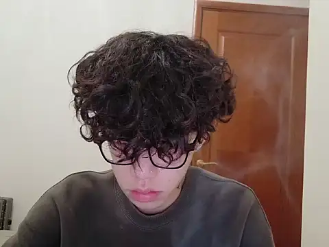 Snapshot of hangzi-0011 chatting on 3, 10, 2025 hangzi-0011 online show from 3, 10, 2025