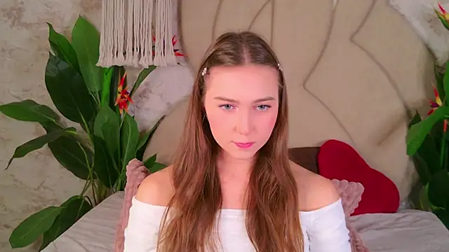 OliviaLay online show from 13, 11, 2025