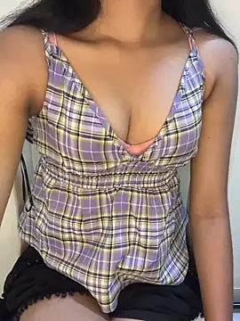 pooja-cam1 online show from 5, 2, 2026