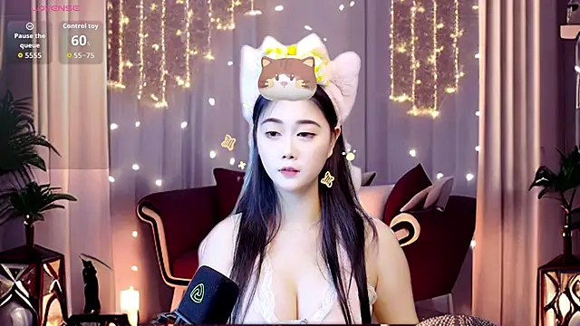 Snapshot of wanwan6377 chatting on 1, 10, 2025 wanwan6377 online show from 1, 10, 2025