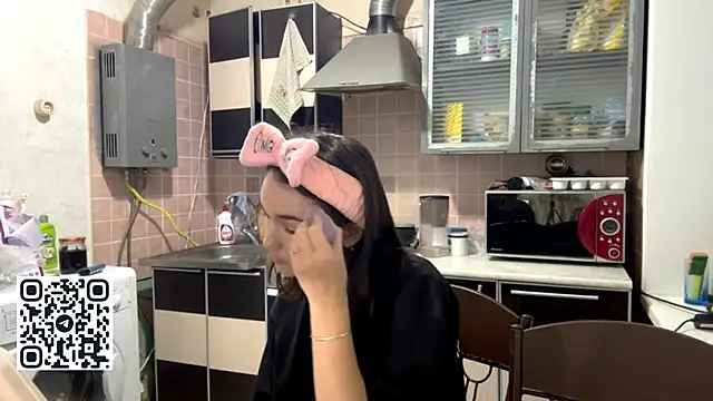 Snapshot of JaneFosterxx chatting on 21, 11, 2025 JaneFosterxx online show from 21, 11, 2025