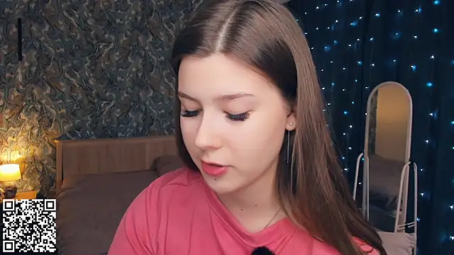 Snapshot of MondoNeko chatting on 30, 11, 2025 MondoNeko online show from 30, 11, 2025