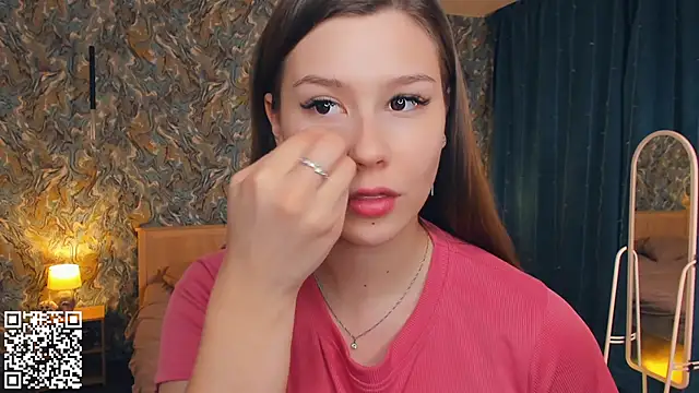 Snapshot of MondoNeko chatting on 4, 12, 2025 MondoNeko online show from 4, 12, 2025