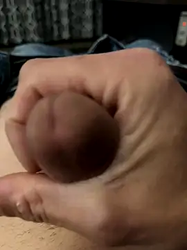 Snapshot of littleguybigdick1564 chatting on 28, 11, 2025 littleguybigdick1564 online show from 28, 11, 2025