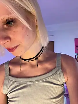 bunnyirisluv online show from 11, 2, 2026