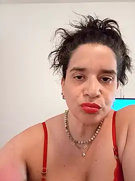 Snapshot of MoritaSalvaj chatting on 11, 11, 2025 MoritaSalvaj online show from 11, 11, 2025