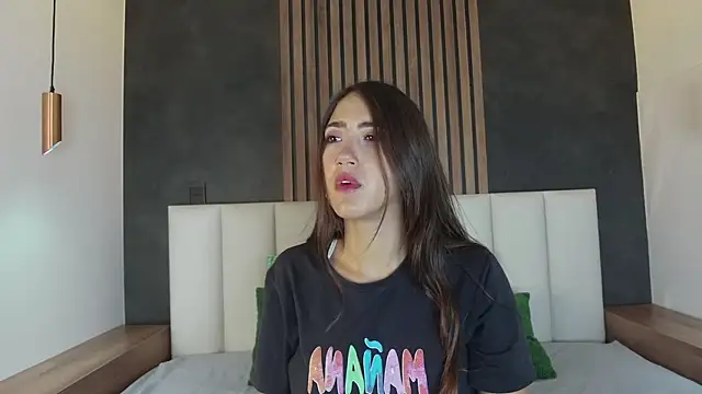 Julietasweett   online show from 7, 10, 2025