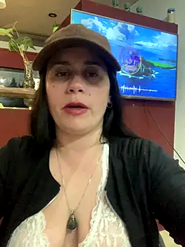 Snapshot of Amarteverdaderamente chatting on 12, 10, 2025 Amarteverdaderamente online show from 12, 10, 2025