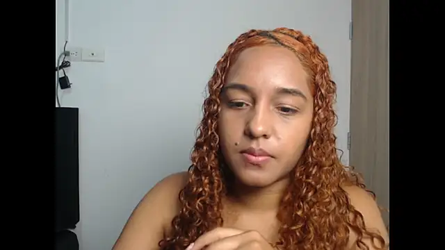 Snapshot of SelenaMoon_12 chatting on 2, 10, 2025 SelenaMoon 12 online show from 2, 10, 2025