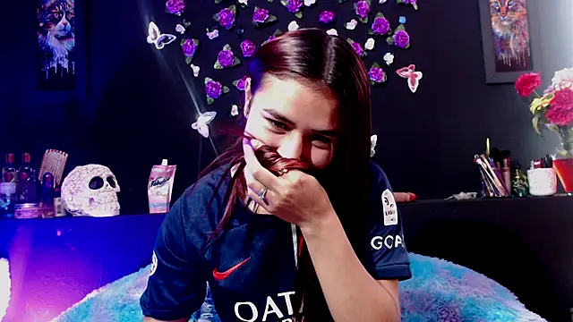 Snapshot of Zayra_Velisse1 chatting on 6, 10, 2025 Zayra Velisse1 online show from 6, 10, 2025