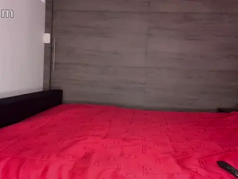 strongManLatino online show from 15, 4, 2026