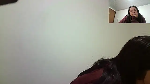 Snapshot of Honey_Alix chatting on 15, 11, 2025 Honey Alix online show from 15, 11, 2025