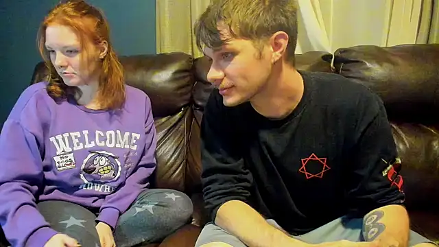 Snapshot of LoversUnleashedXO chatting on 20, 10, 2025 LoversUnleashedXO online show from 20, 10, 2025