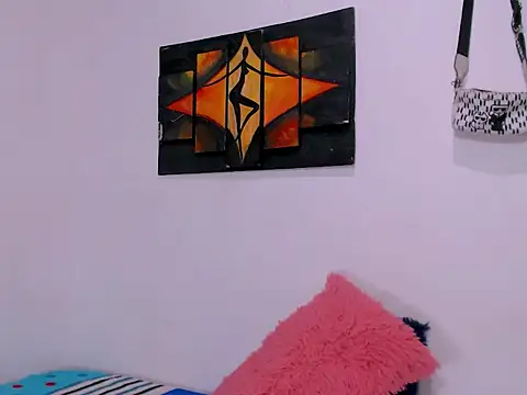 Snapshot of horny_val_ chatting on 7, 11, 2025 horny val online show from 7, 11, 2025