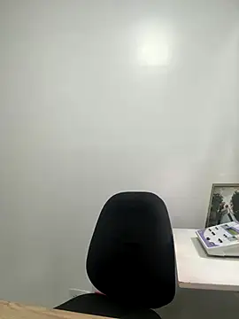 Snapshot of violeticafox chatting on 5, 1, 2026 violeticafox online show from 5, 1, 2026