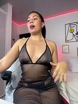 Snapshot of miss__caroline chatting on 5, 10, 2025 miss caroline online show from 5, 10, 2025