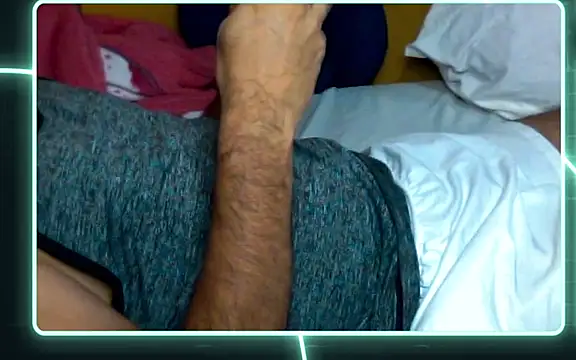 Snapshot of ThiagoDeseo chatting on 7, 10, 2025 ThiagoDeseo online show from 7, 10, 2025