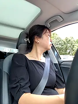 siru-love online show from 15, 10, 2025