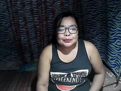 Snapshot of cris_tita chatting on 18, 2, 2026 cris tita online show from 18, 2, 2026