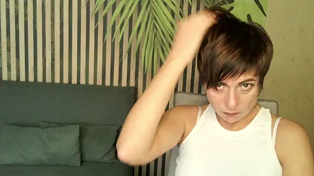 Snapshot of Ashley_Brookss chatting on 18, 10, 2025 Ashley Brookss online show from 18, 10, 2025