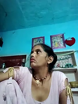 Snapshot of Mohni_cute chatting on 1, 10, 2025 Mohni cute online show from 1, 10, 2025