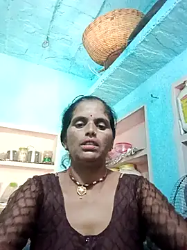 Snapshot of Mohni_cute chatting on 8, 10, 2025 Mohni cute online show from 8, 10, 2025