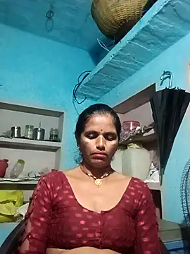 Snapshot of Mohni_cute chatting on 9, 10, 2025 Mohni cute online show from 9, 10, 2025