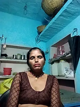 Snapshot of Mohni_cute chatting on 10, 10, 2025 Mohni cute online show from 10, 10, 2025