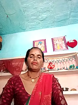 Snapshot of Mohni_cute chatting on 12, 10, 2025 Mohni cute online show from 12, 10, 2025