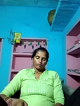 Snapshot of Mohni_cute chatting on 19, 10, 2025 Mohni cute online show from 19, 10, 2025