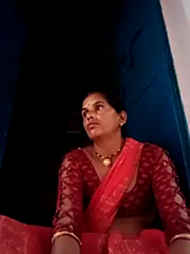 Snapshot of Mohni_cute chatting on 22, 10, 2025 Mohni cute online show from 22, 10, 2025