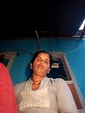 Snapshot of Mohni_cute chatting on 27, 10, 2025 Mohni cute online show from 27, 10, 2025