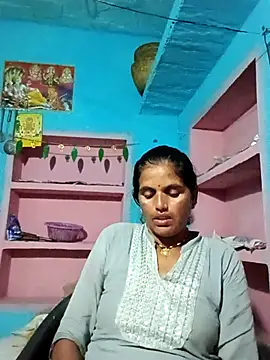 Snapshot of Mohni_cute chatting on 27, 10, 2025 Mohni cute online show from 27, 10, 2025