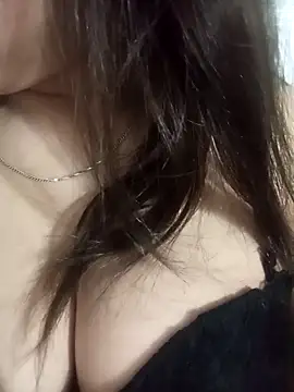 Snapshot of ZingCii chatting on 12, 10, 2025 ZingCii online show from 12, 10, 2025