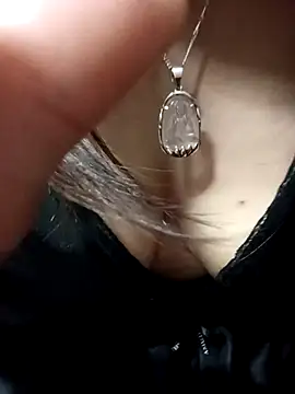 Snapshot of ZingCii chatting on 29, 10, 2025 ZingCii online show from 29, 10, 2025