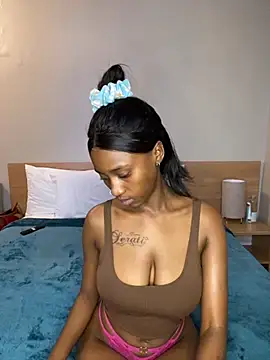 Snapshot of Sirah1 chatting on 3, 10, 2025 Sirah1 online show from 3, 10, 2025