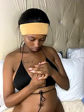 Snapshot of Sirah1 chatting on 13, 11, 2025 Sirah1 online show from 13, 11, 2025