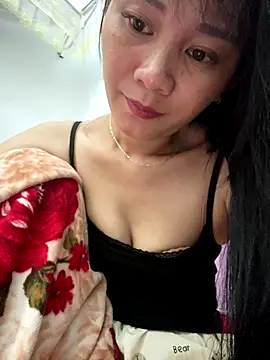 Snapshot of Ami-mi00 chatting on 29, 9, 2025 Ami-mi00 online show from 29, 9, 2025