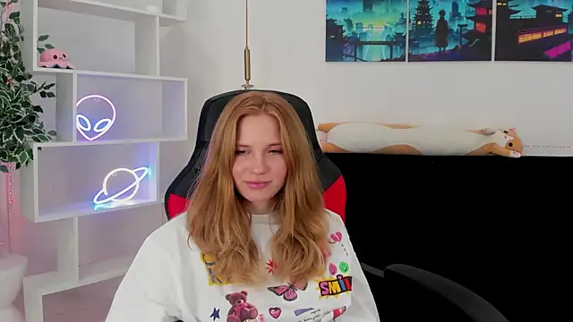 Snapshot of MelissaLiss chatting on 9, 10, 2025 MelissaLiss online show from 9, 10, 2025